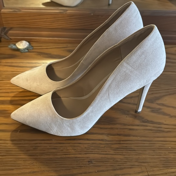 Nude Pump Size 10 - Picture 2 of 2